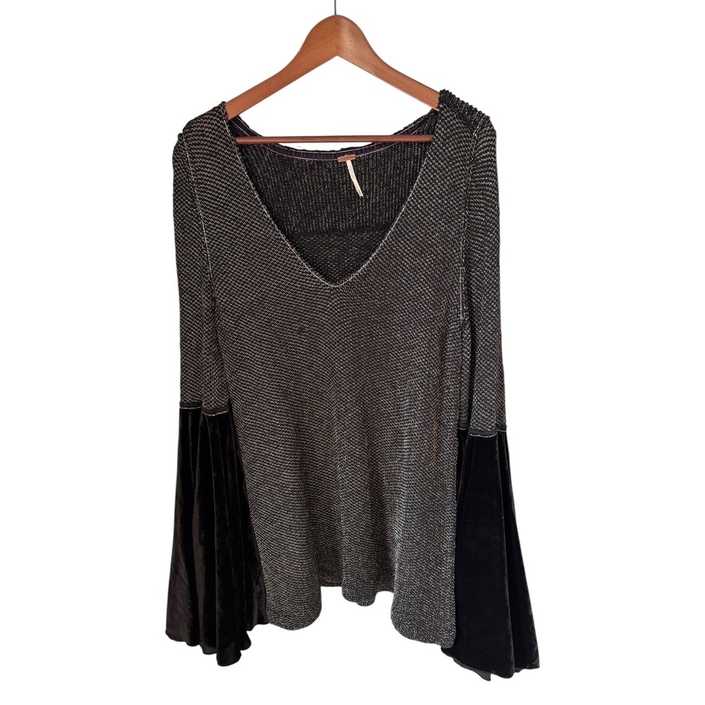 FREE PEOPLE Celestial Sweater Sz M Velvet Flared Bell Sleeves Witchy Whimsigoth